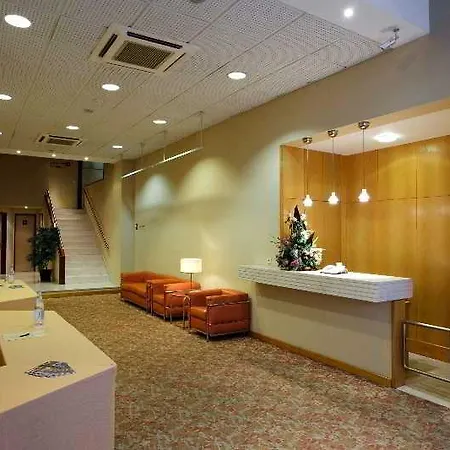 Roma Hotel 3*