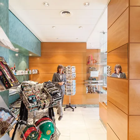 Roma Hotel 3*